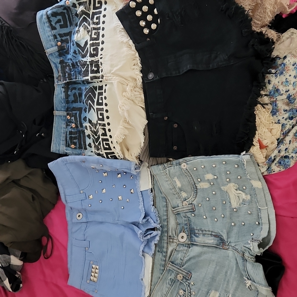 4 denim shorts